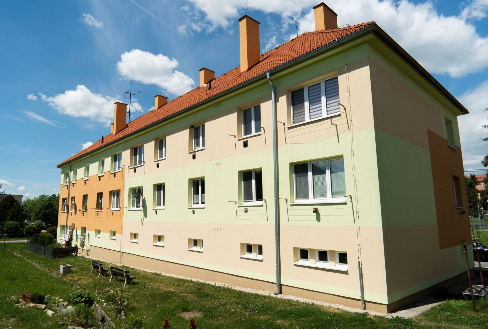 PREDANÝ: 2-izbový zrenovovaný byt s vlastným kúrením a ohrevom vody, Levoča, sídl. Rozvoj