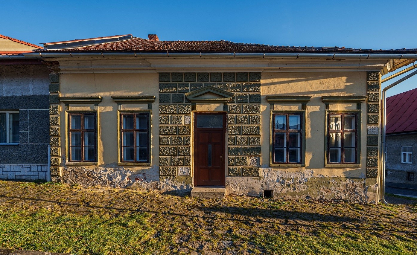 NA PREDAJ: Rohový rodinný dom na Žiackej ulici v Levoči