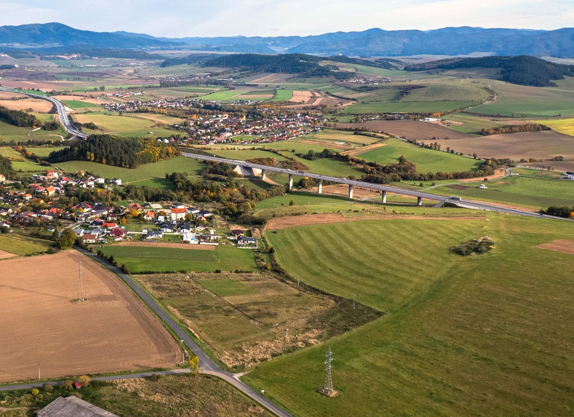 NA PREDAJ: Stavebné pozemky Doľany, okres Levoča o rozlohe 782 m2, 789 m2 a 799 m2 v novej lokalite na bývanie