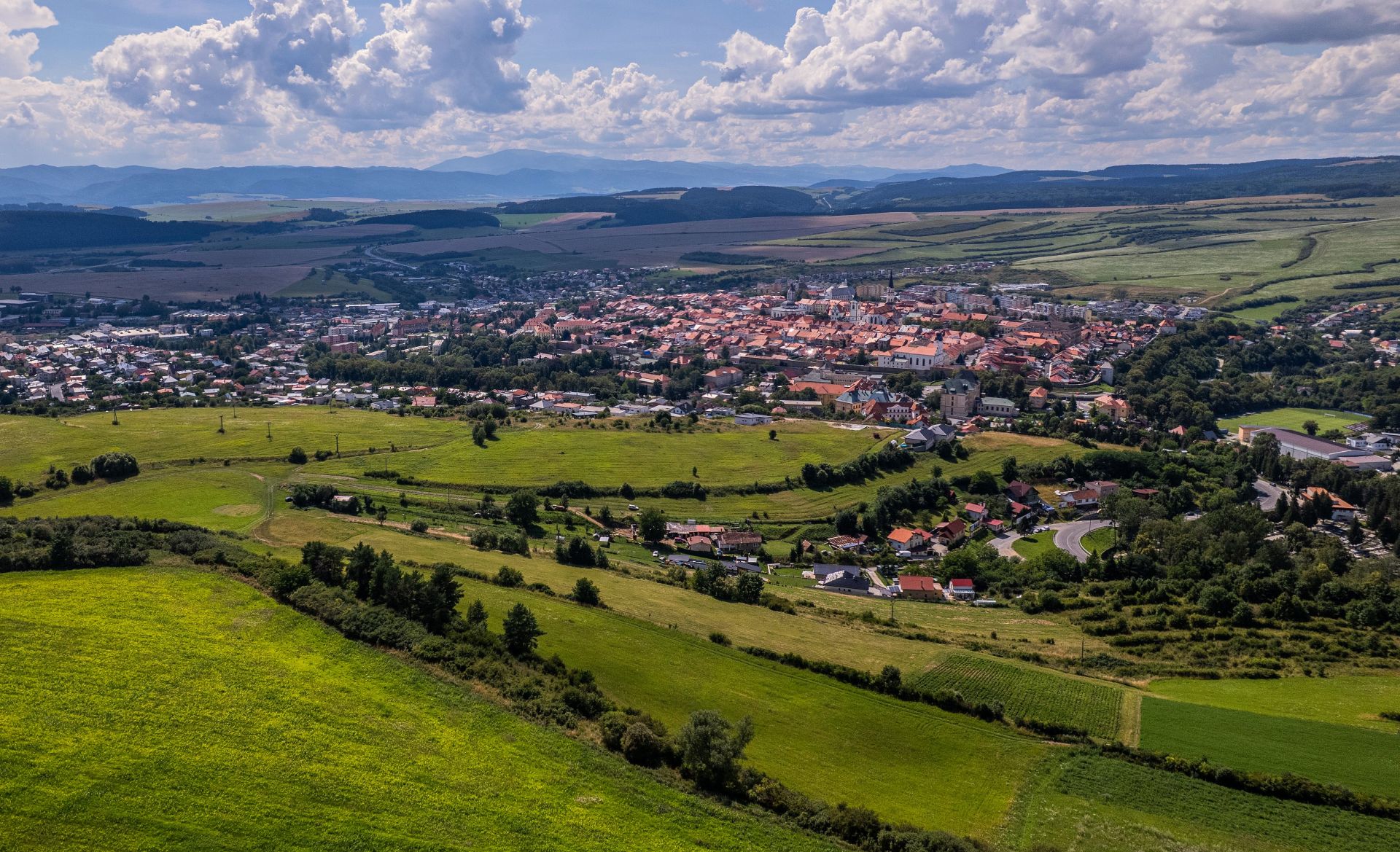 NA PREDAJ: 2-hektárový investičný pozemok, Prešovská ulica, Levoča