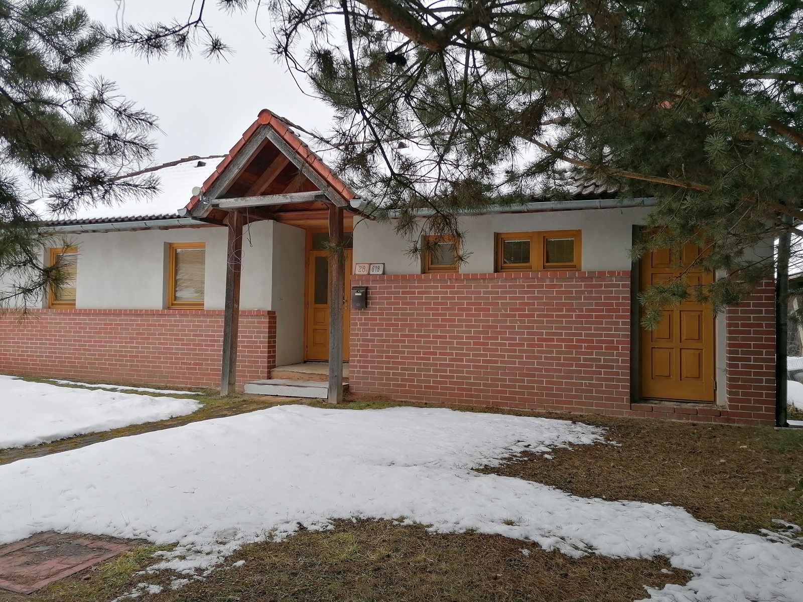 PREDANÝ: Rodinný dom - bungalov v tvare L, Spišské Podhradie, okres Levoča