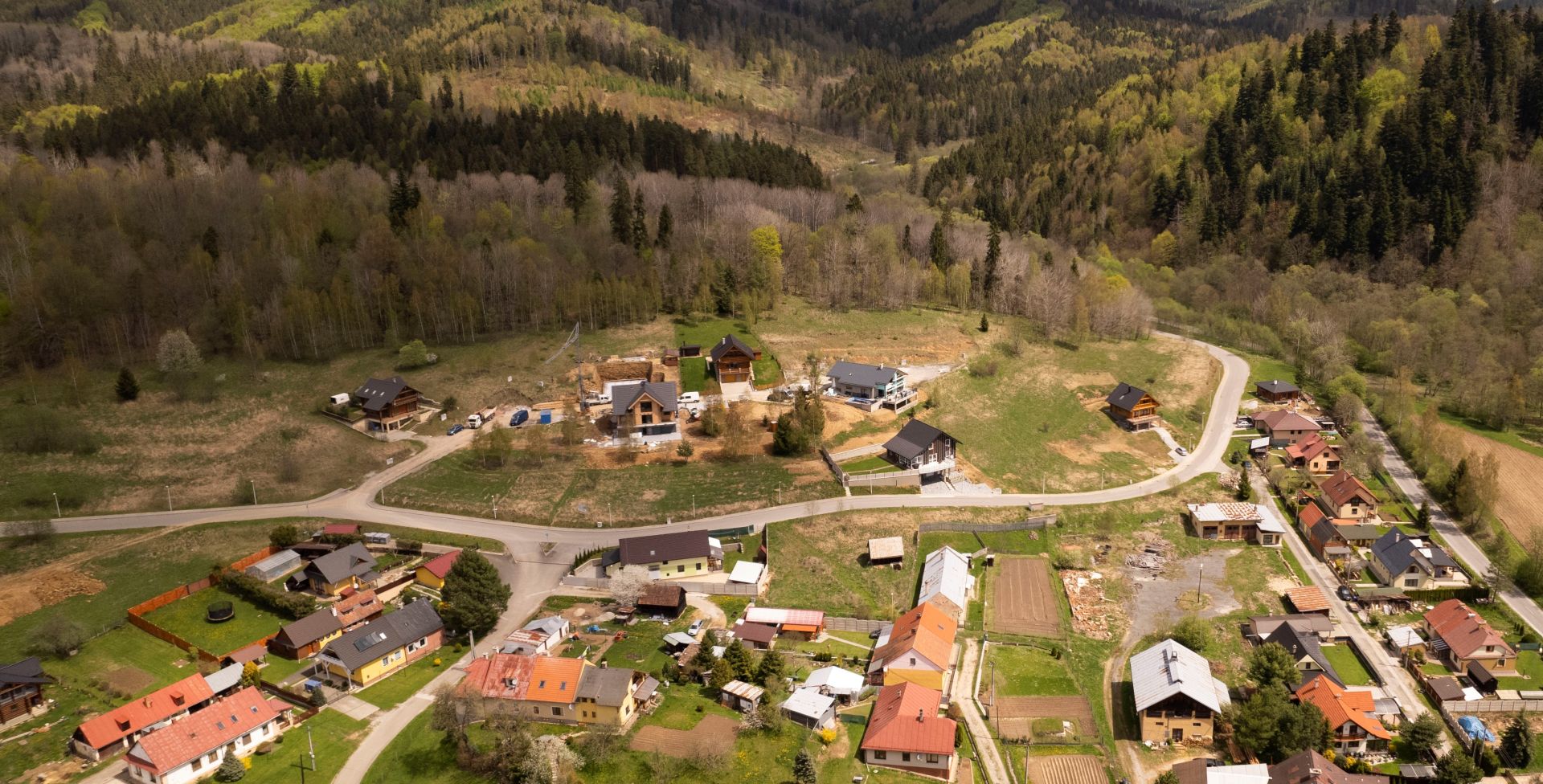 NA PREDAJ: Stavebný pozemok Levoča – Levočská dolina, Slnečná úboč, plocha celkom 1150 m2