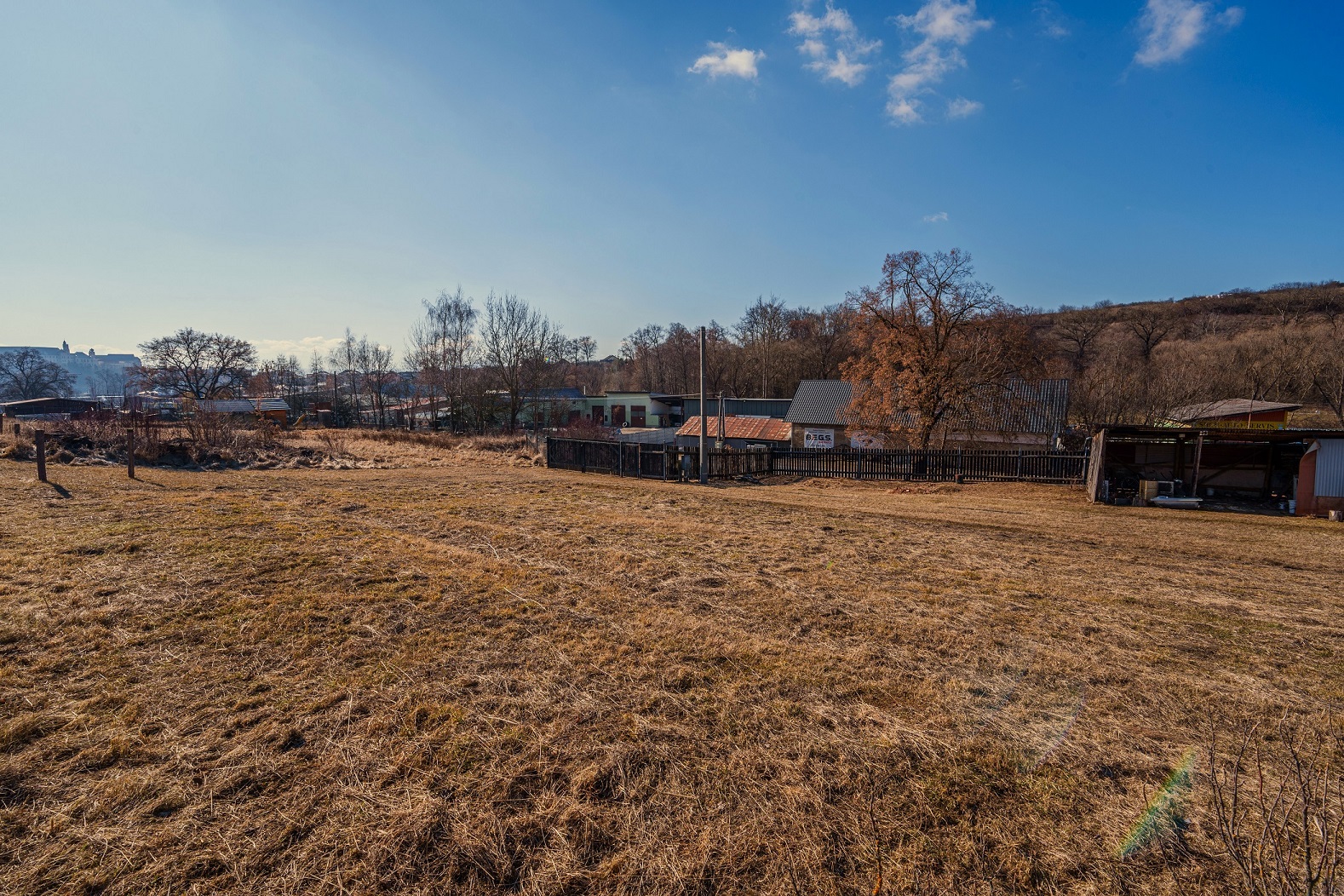 NA PREDAJ: Stavebný pozemok o rozlohe 682 m2, Kežmarská cesta, Levoča