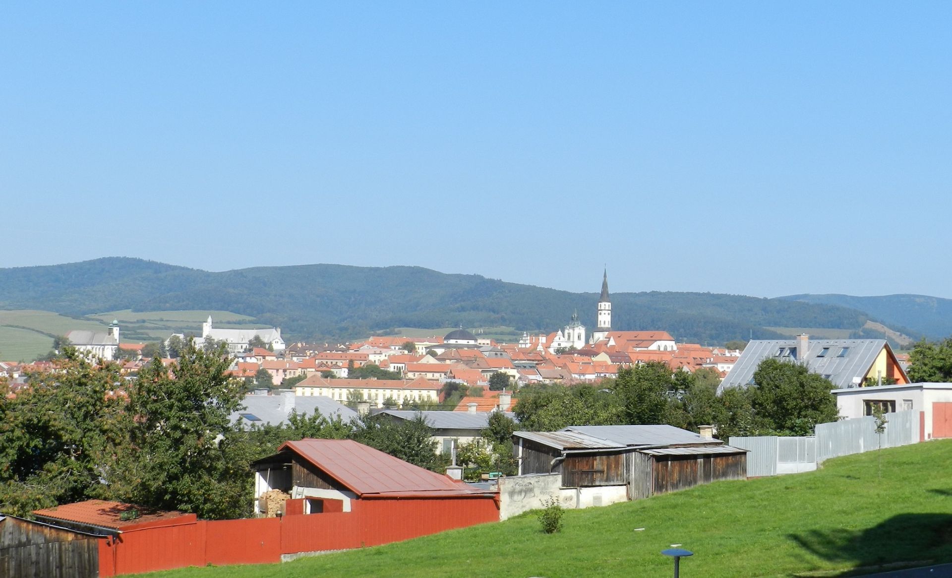 PREDANÝ: 1-izbový zrekonštruovaný byt s lodžiou, ulica Pod vinicou, Levoča