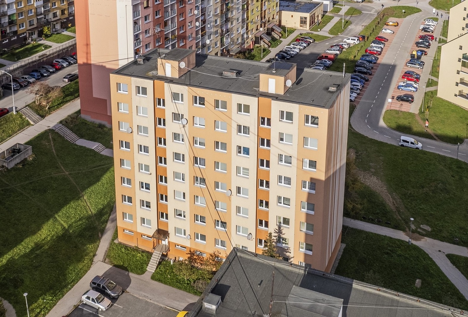 PREDANÝ: 3-izbový byt s lodžiou, ul. Jána Francisciho 24, Levoča