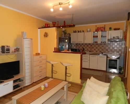 PREDAJ - 1-izbový byt, Levoča, ulica J. Francisciho