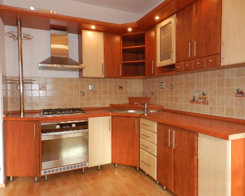 PREDAJ - 3-izbový byt, Levoča, ulica J. Francisciho