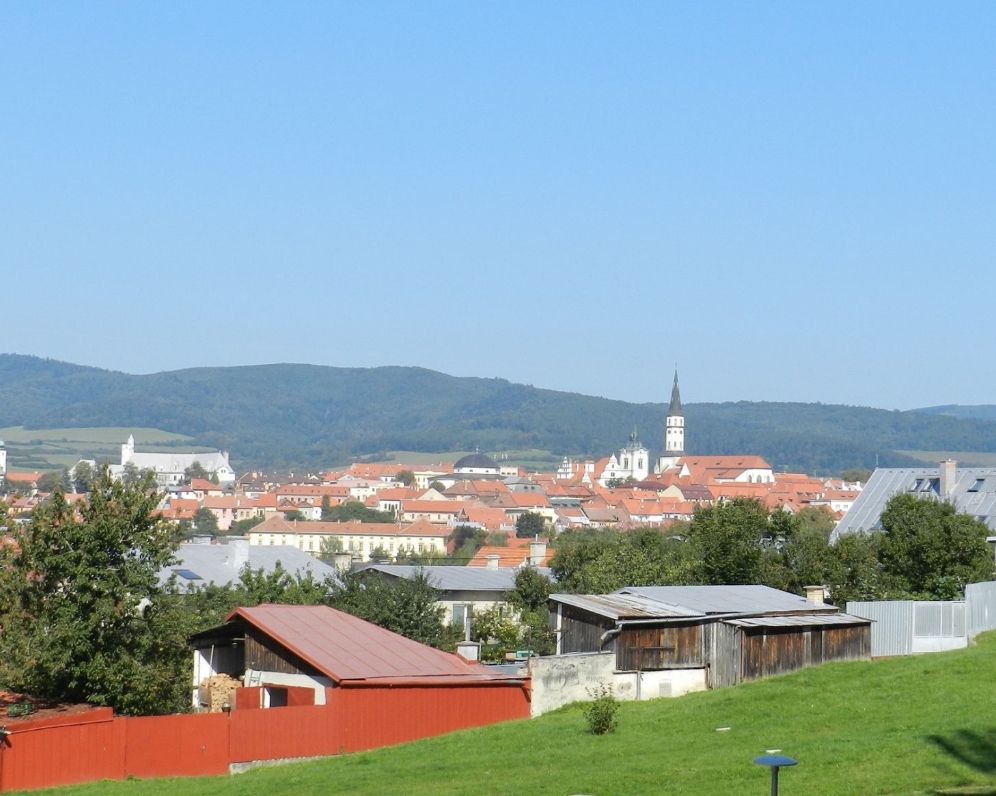 PREDAJ: 1-izbový zrekonštruovaný byt s lodžiou, ulica Pod vinicou, Levoča
